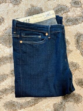 Levi’s Made & Crafted Dark Wash Slim Flare Jeans Women’s 28